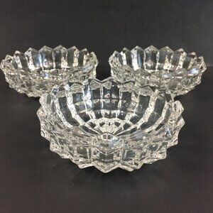 VTG Thick Clear Glass Saw Tooth Edge Small Berry Bowls Trinket Dishes Set of 3